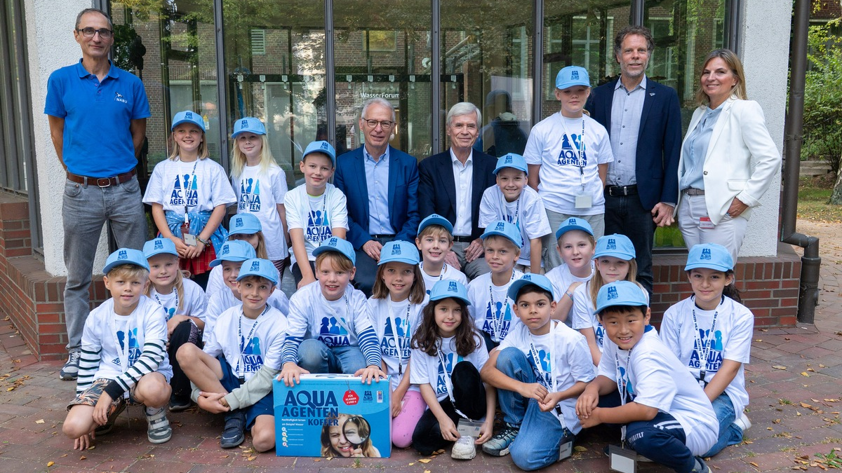 Bundesweites Erfolgsmodell für nachhaltige Bildung: AQUA-AGENTEN begeistern seit 15 Jahren Kinder für die Vielfalt von Wasser - Foto: presseportal.de