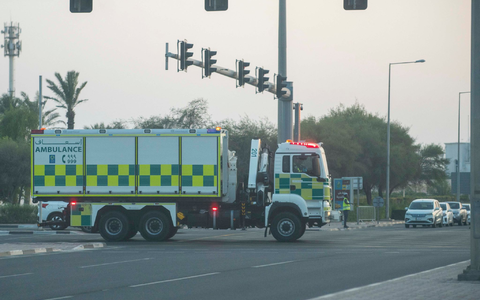 Sicherheitskräfte am Ort des israelischen Angriffs in Doha.  - Foto: Nikku/XinHua/dpa
