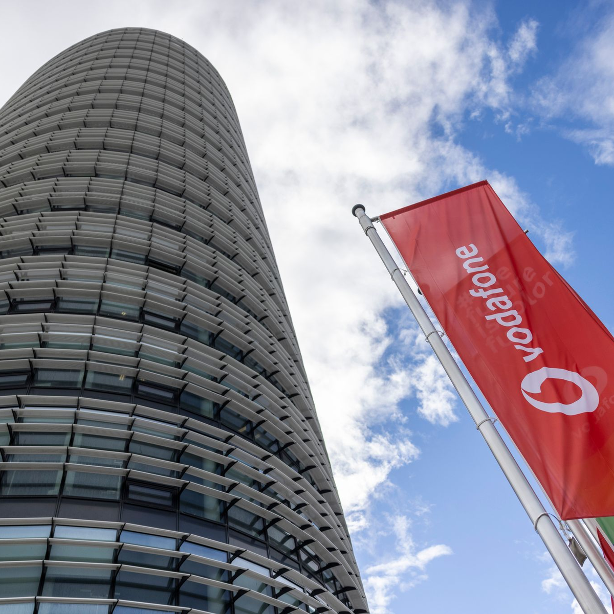 Vodafone möchte bald Refurbished-Handys verkaufen, die Telekom und O2 machen das bereits. - Foto: Thomas Banneyer/dpa