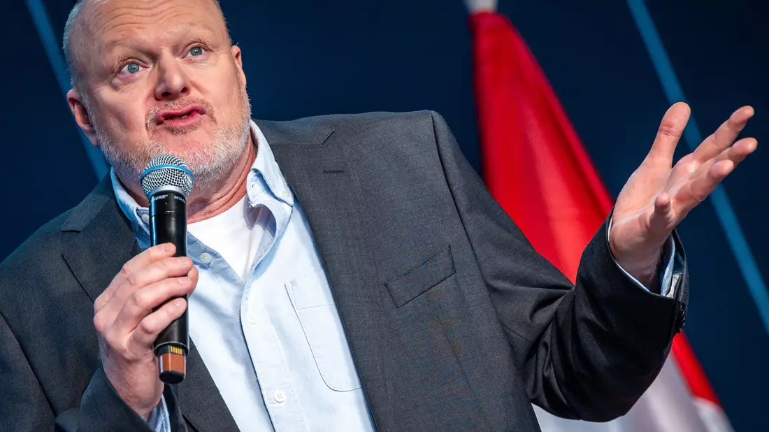 Stefan Raab geht mit einem neuen Projekt an den Start - in der kommenden Woche gleich zwei Mal. (Archivbild) - Bild: Jens Büttner/dpa