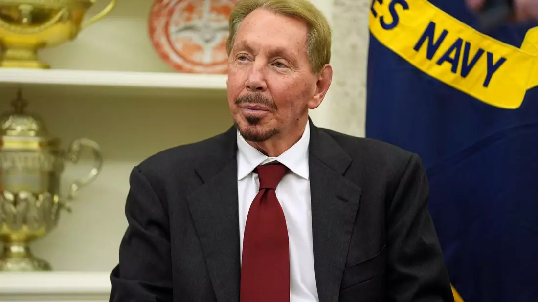 Larry Ellison gründete in den 70er Jahren die Software-Firma Oracle mit. (Archivbild) - Bild: Evan Vucci/AP/dpa