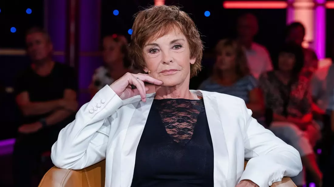 Katrin Sass erhält Ehrenpreis für ihr schauspielerisches Lebenswerk – MDR begleitet die Goldene Henne 2025 den ganzen Tag im Programmangebot - Bild: presseportal.de