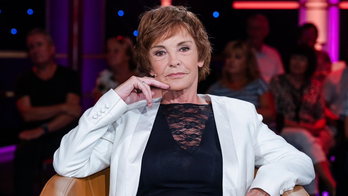 Katrin Sass erhält Ehrenpreis für ihr schauspielerisches Lebenswerk – MDR begleitet die Goldene Henne 2025 den ganzen Tag im Programmangebot - Foto: presseportal.de