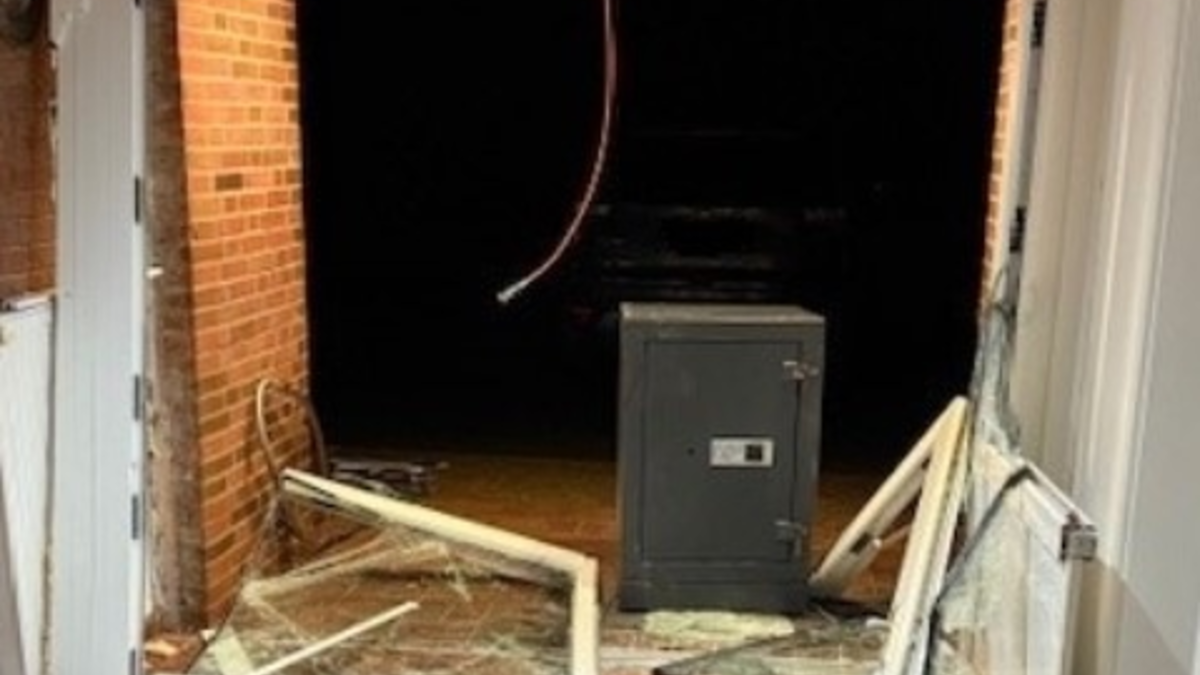 POL-SE: Moorrege - Unbekannte Täter richten bei Einbruch großen Sachschaden an - Polizei sucht Zeugen - Foto: presseportal.de