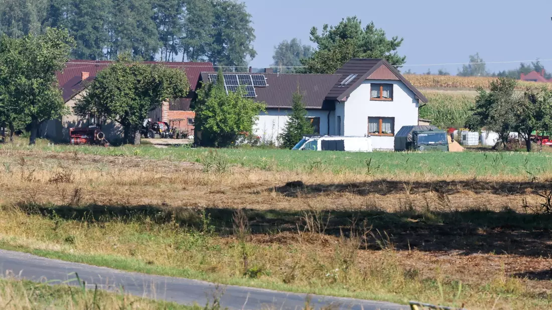 Polens Regierungschef Donald Tusk gab bekannt, dass der Geheimdienst acht mutmaßliche Saboteure gefasst hat. (Archivbild) - Bild: Marian Zubrzycki/PAP/dpa