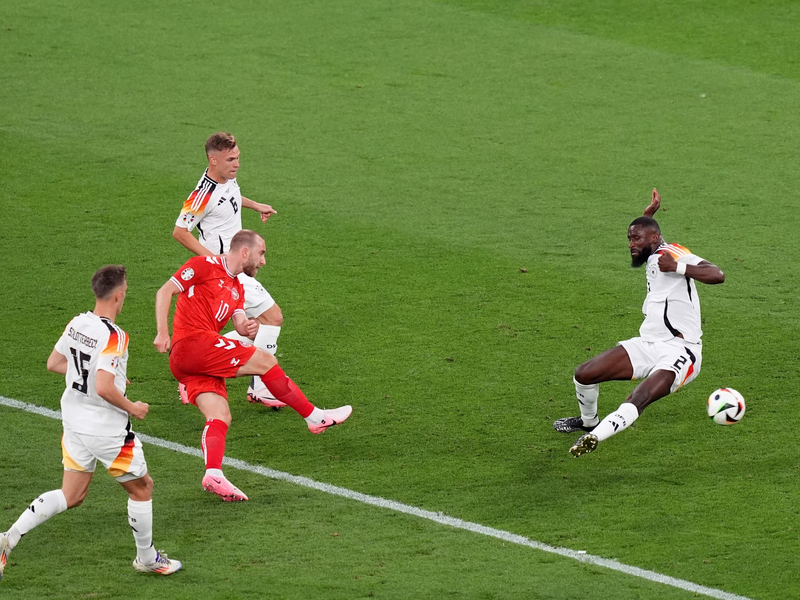 Christian Eriksen beim EM-Spiel gegen Deutschland. - Foto: Marcus Brandt/dpa