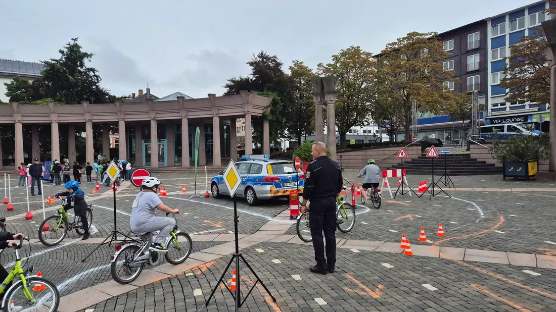 POL-PDPS: Tag des Kindes: Gemeinsam für mehr Verkehrssicherheit - Bild: presseportal.de
