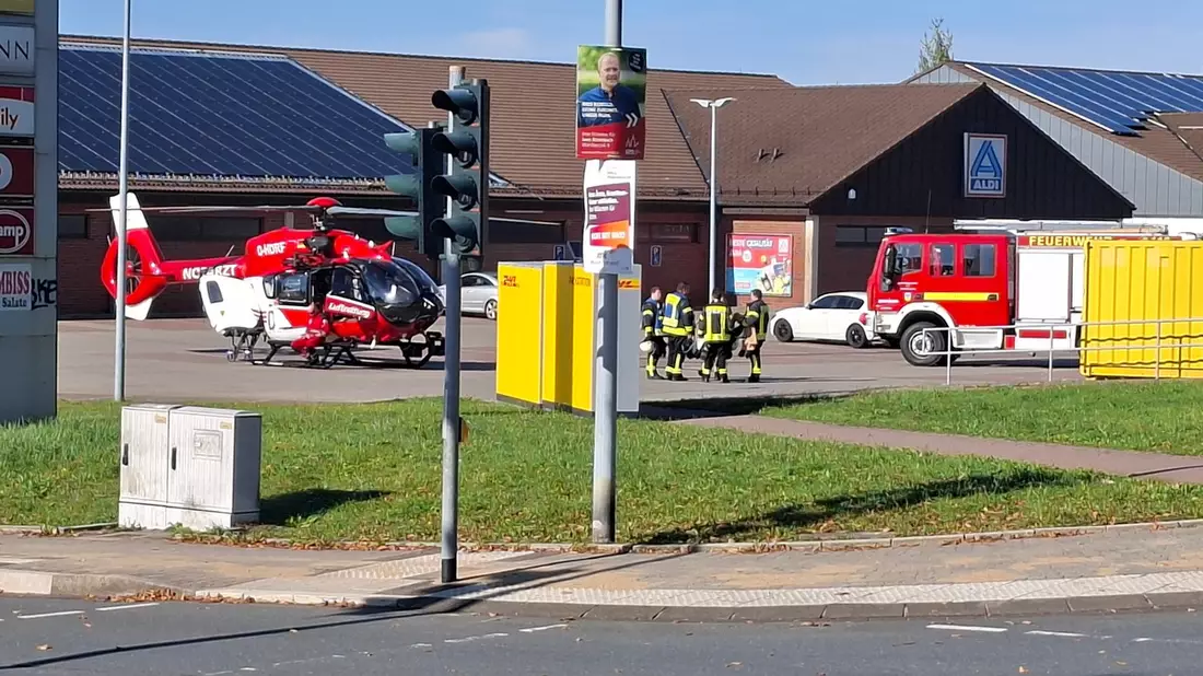 FW-EN: Landeplatzsicherung für Rettungshubschrauber und Türöffnung - Bild: presseportal.de