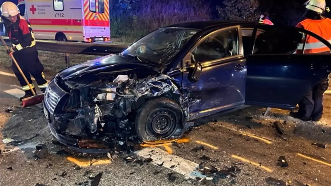 POL-PILEK: Mehrere Personen bei Abbiegeunfall verletzt - Bild: presseportal.de