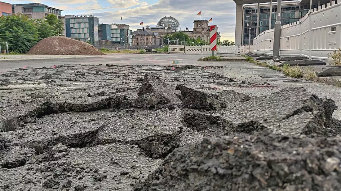 Aufgerissene Straße (Archiv) - Bild: über dts Nachrichtenagentur