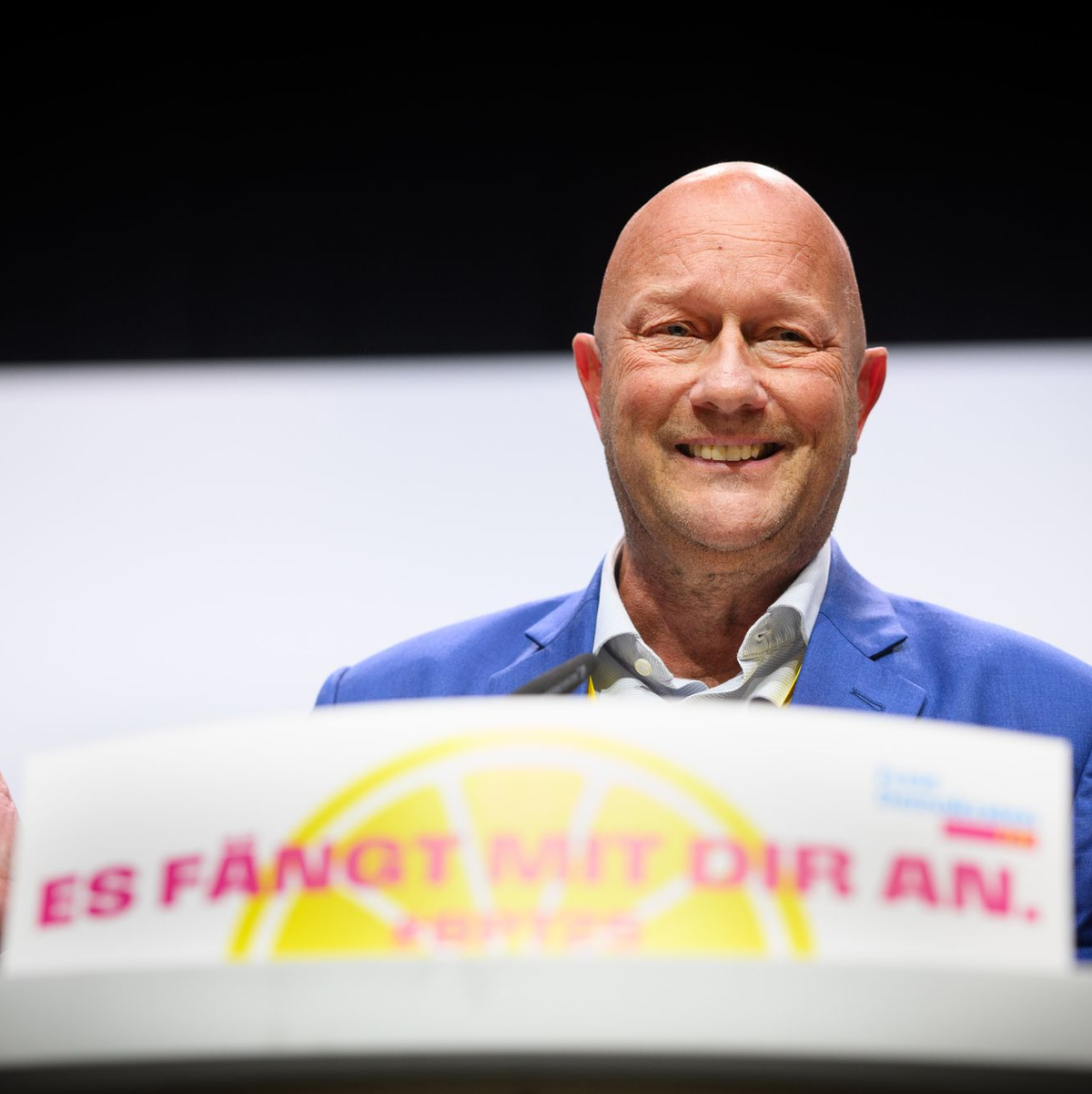 Thüringens Ex-Kurzzeitministerpräsident Thomas Kemmerich verlässt die FDP. (Archivbild) - Foto: Bernd von Jutrczenka/dpa