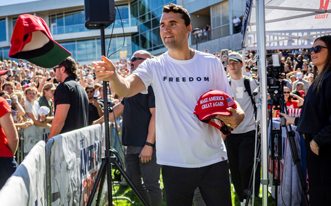 Charlie Kirk war am Mittwoch bei einer Veranstaltung erschossen worden, bei der er mit Studenten politische und gesellschaftliche Themen debattieren wollte. - Foto: Tess Crowley/The Deseret News/AP/dpa