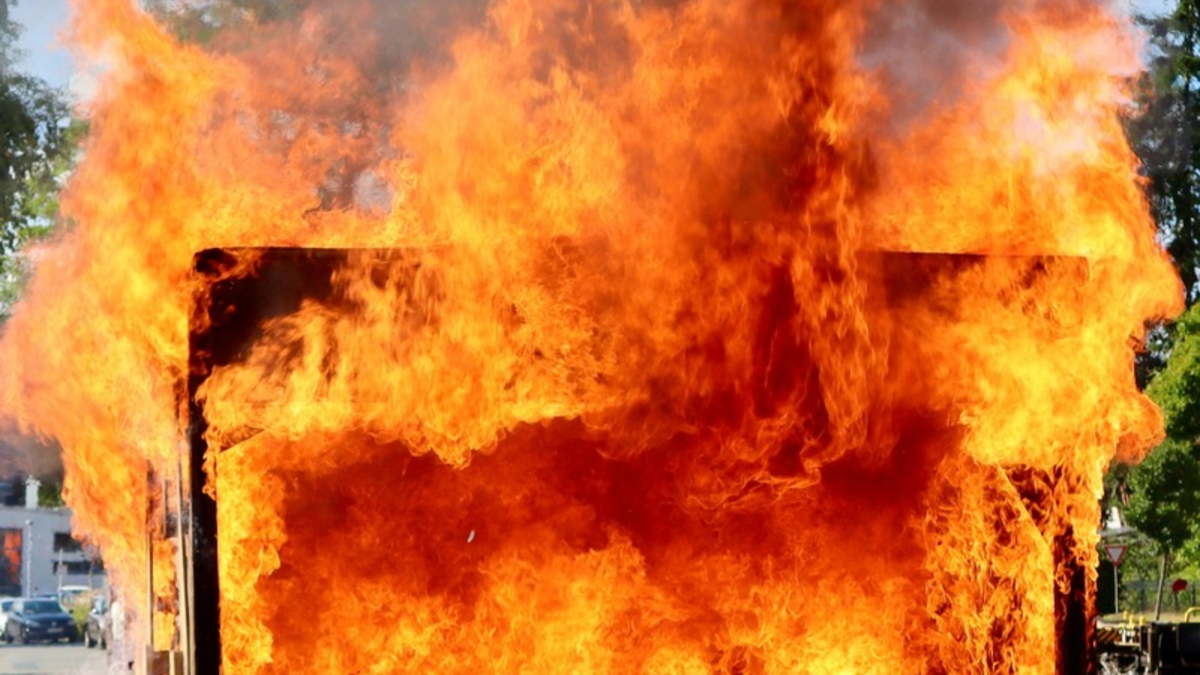 FFW Bergen: Tag der offenen Tür & Spiel ohne Grenzen bei der Feuerwehr Bergen - Foto: presseportal.de