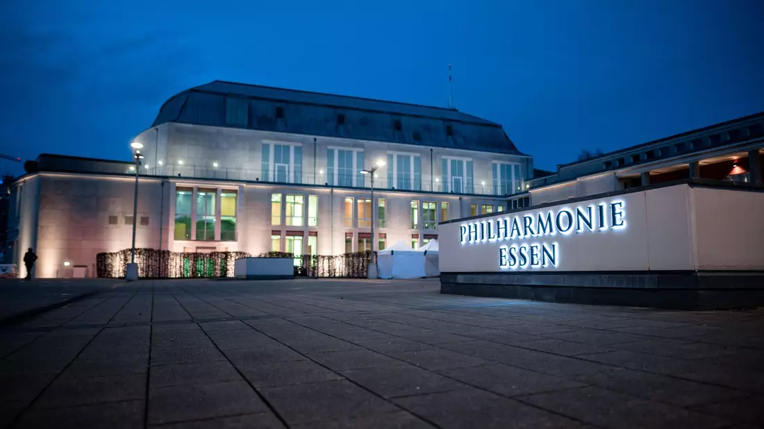 In der Philharmonie Essen gab es Beethoven, Schubert und Wagner - aber keine kritischen Töne. (Archivbild) - Bild: Fabian Strauch/dpa