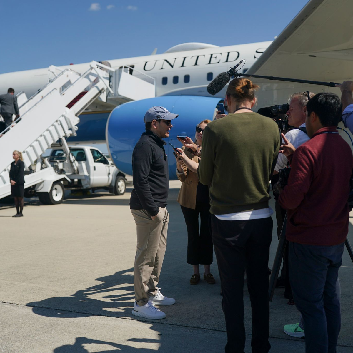 US-Außenminister Rubio will mit Israel unter anderem über die Folgen des Luftangriffs in Katar reden.   - Foto: Nathan Howard/POOL REUTERS/AP/dpa