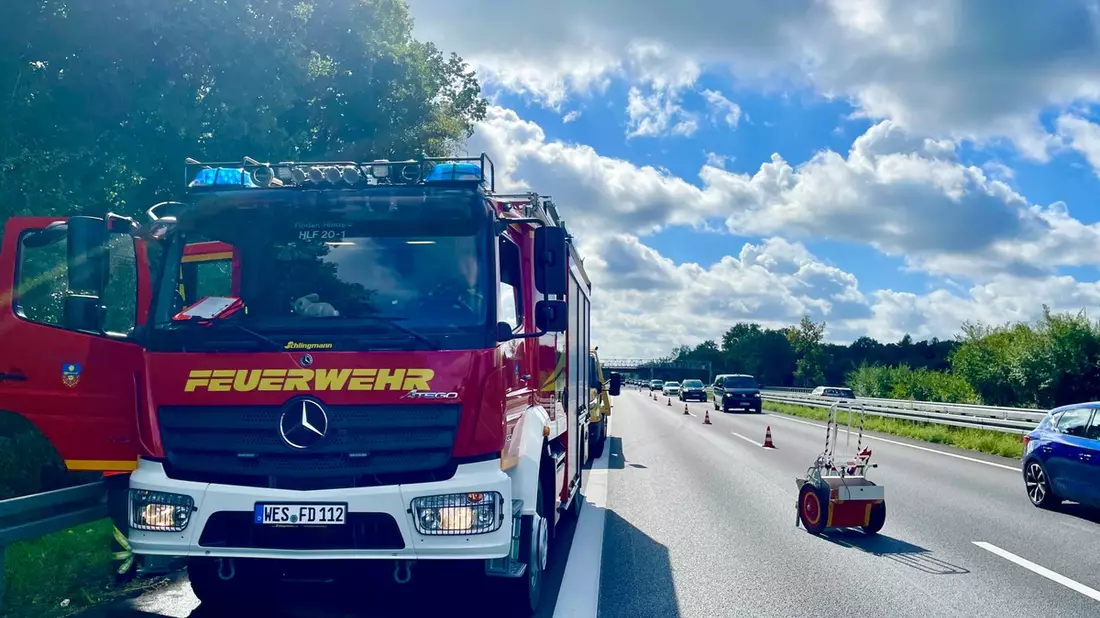 FW Hünxe: Feuerwehreinsatz auf der BAB 3 - Bild: presseportal.de