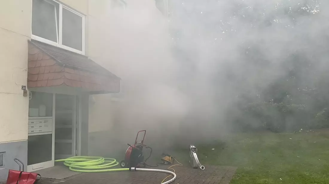 FW-DO: Kellerbrand in einem Mehrfamilienhaus in Nette - Bild: presseportal.de