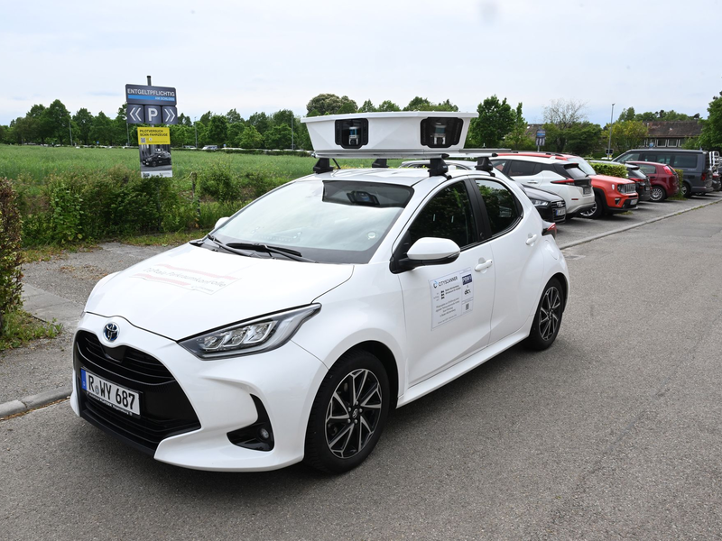 In Heidelberg sollen ertappte Parksünder allerdings zunächst kein Knöllchen bekommen - es geht der Stadt um die Akzeptanz des Scan-Autos. (Archivbild) - Foto: Bernd Weißbrod/dpa