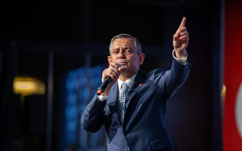 Özel drohte die Absetzung in dem von einem ehemaligen Parteimitglied angestrengten Verfahren. (Archivbild) - Foto: Tunahan Turhan/SOPA Images via ZUMA Press Wire/dpa
