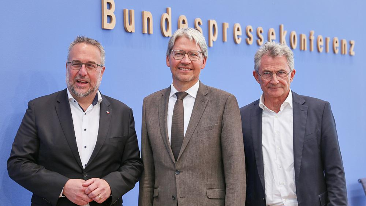 Pressekonferenz der Bauindustrie zum Sondervermögen für Infrastruktur am 15.09.2025 - Foto: über dts Nachrichtenagentur
