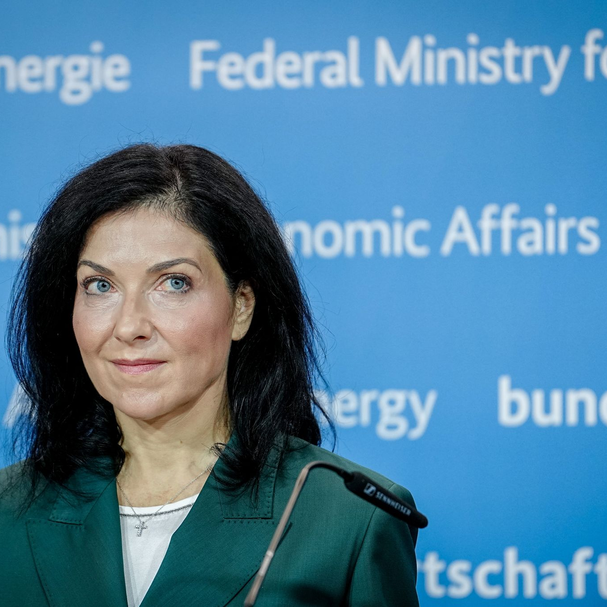 Reiche will die Energiewende besser steuern.  - Foto: Kay Nietfeld/dpa