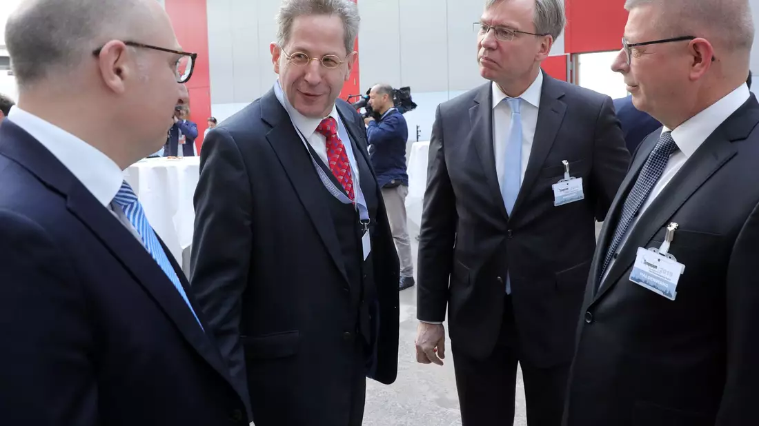 Sinan Selen wurde erst nach dem Ausscheiden von Hans-Georg Maaßen aus der Behörde Vizepräsident des Bundesamtes für Verfassungsschutz. (Archivfoto) - Bild: Wolfgang Kumm/dpa