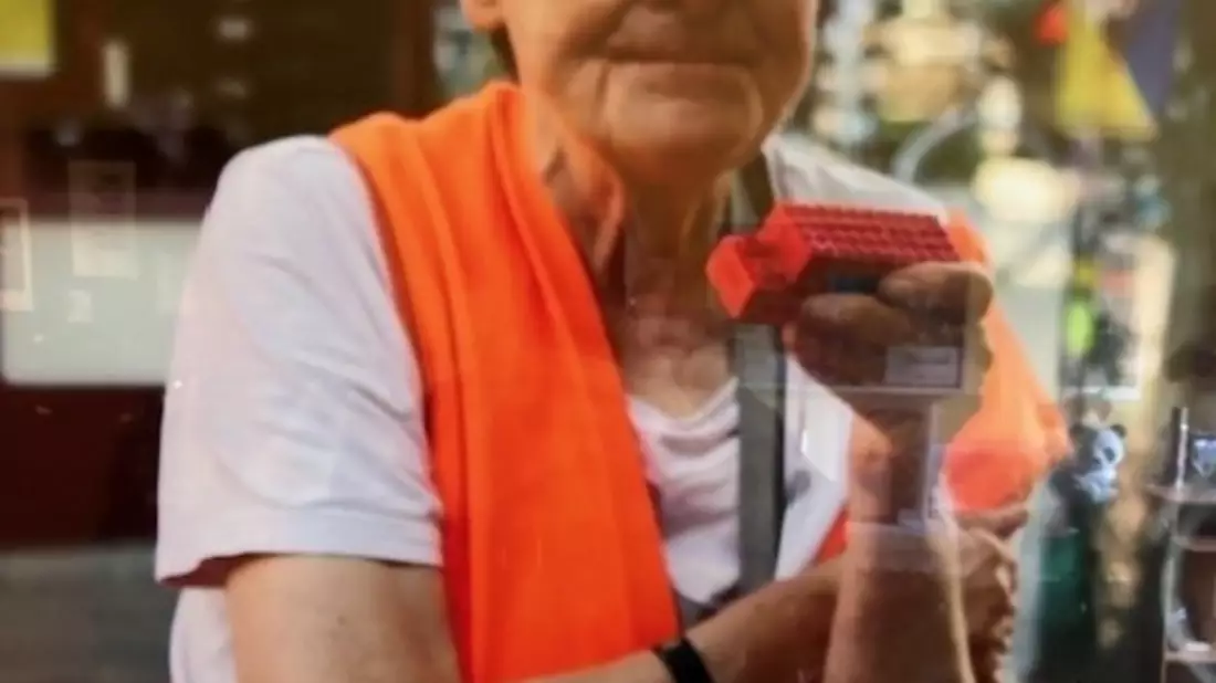 POL-HH: 250915-5. Vermisstenfahndung nach 80-jähriger Frau aus Hamburg-St. Pauli - Bild: presseportal.de