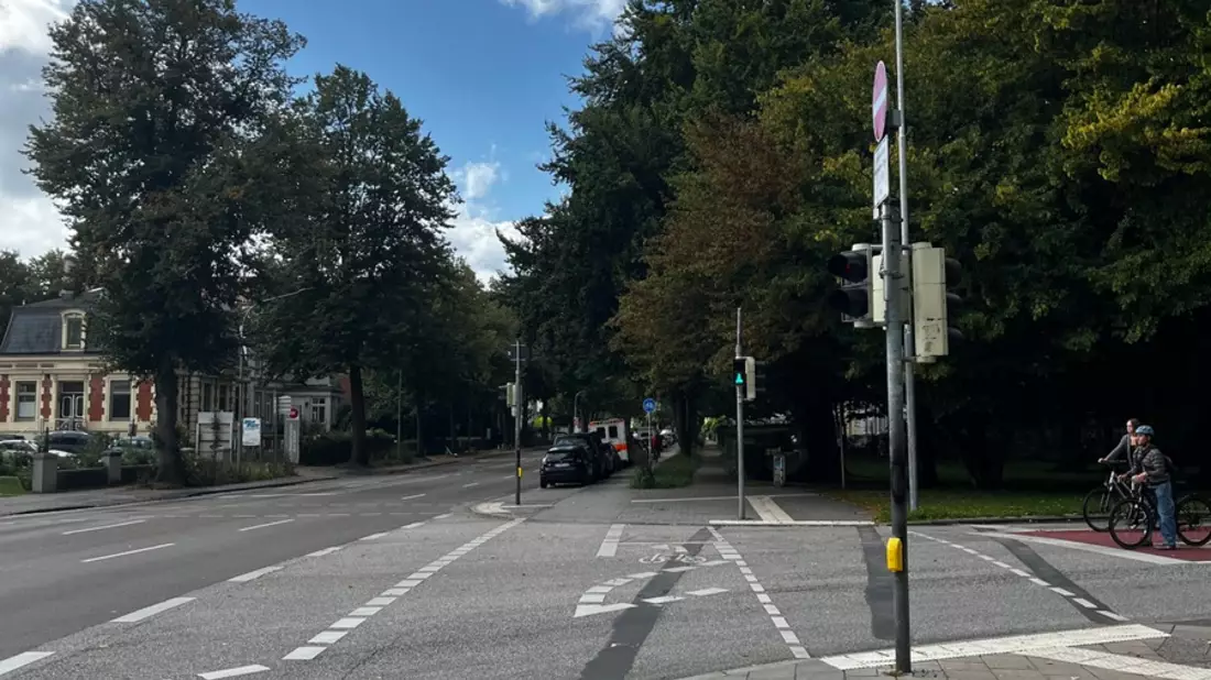 POL-HL: Lübeck/St. Jürgen Zusammenstoß zwischen Fußgängerin und Radfahrer - Polizei sucht Zeugen - Bild: presseportal.de