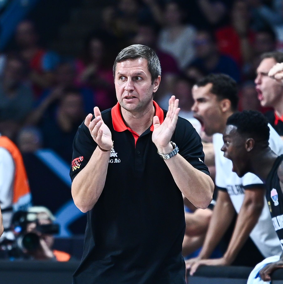 EM-Erfolgstrainer Alan Ibrahimagic hatte Gordon Herbert lange als Assistent unterstützt. - Foto: Stefanos Kyriazis/ZUMA Press Wire/dpa