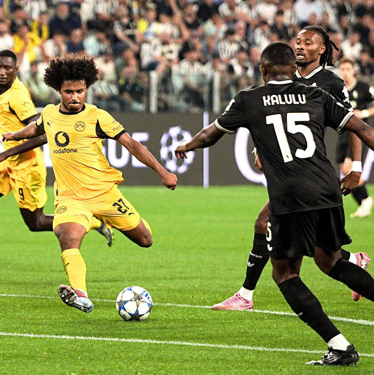 Zum Auftakt in die Champions League gab es für die BVB-Profis mehrfach Grund zum Jubeln. - Foto: Marco Alpozzi/LaPresse/AP/dpa