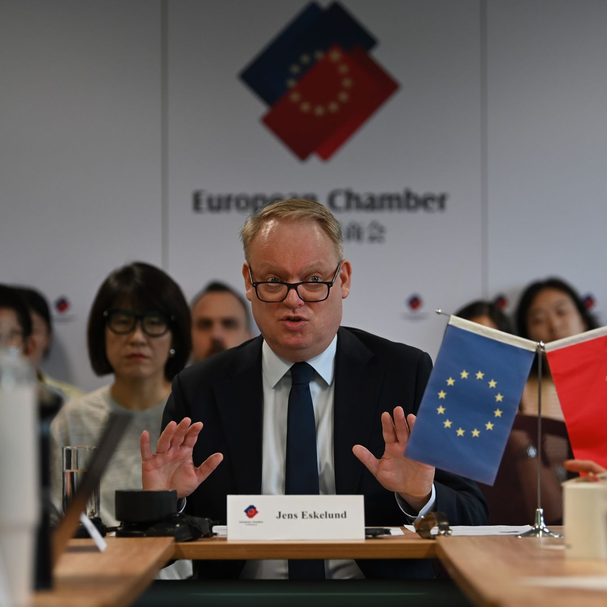 China muss laut EU-Kammerpräsident Eskelund handeln, wenn es weiter ausländische Investitionen will.   - Foto: Johannes Neudecker/dpa/dpa-mag