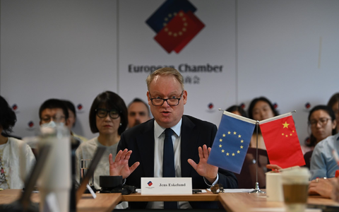 China muss laut EU-Kammerpräsident Eskelund handeln, wenn es weiter ausländische Investitionen will.   - Foto: Johannes Neudecker/dpa/dpa-mag
