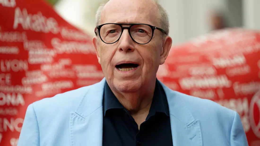 Reiner Calmund prägte bei dem Fußball-Erstligisten Bayer Leverkusen eine erfolgreiche Ära. (Archivbild) - Bild: Henning Kaiser/dpa