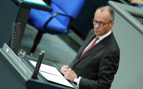 In der Generaldebatte des Bundestags stimmt Merz die Bürger auf den «Herbst der Reformen» ein. - Foto: Kay Nietfeld/dpa