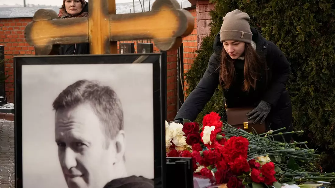 Kremlgegner Alexej Nawalny starb im Februar 2024 in einem russischen Gefängnis. (Archivbild) - Bild: Uncredited/AP/dpa