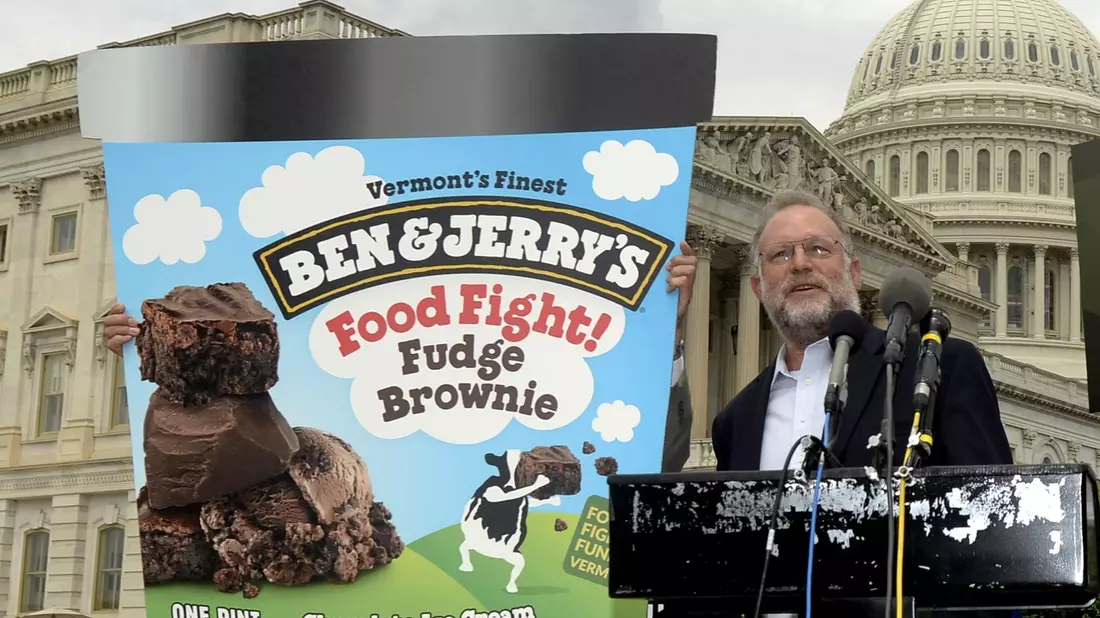 Mitgründer Jerry Greenfield war nach dem Verkauf von Ben & Jerry's politisch aktiv. (Archivbild) - Bild: Michael Reynolds/EPA/dpa