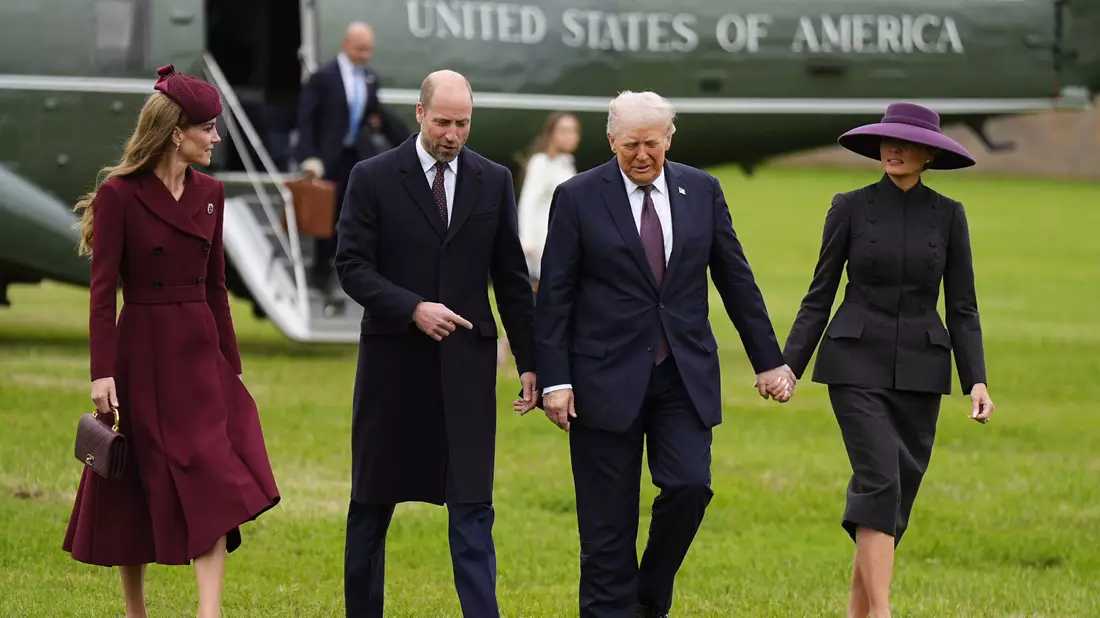 Der König wartet auf den Präsidenten. - Bild: Aaron Chown/PA Wire/dpa