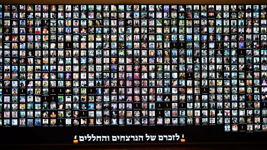 Vor zwei Jahren töteten islamistische Terroristen rund 1.200 Menschen in Israel. (Archivbild) - Bild: Bernd von Jutrczenka/dpa