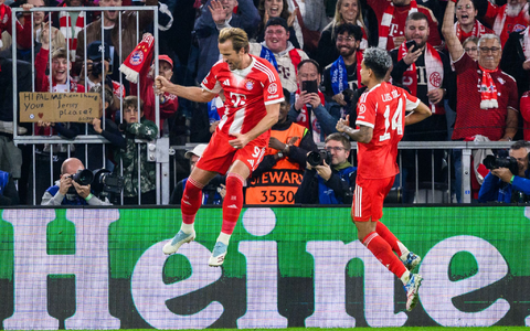 Manuel Neuer bei seinem 100. Champions-League-Sieg. - Foto: Tom Weller/dpa