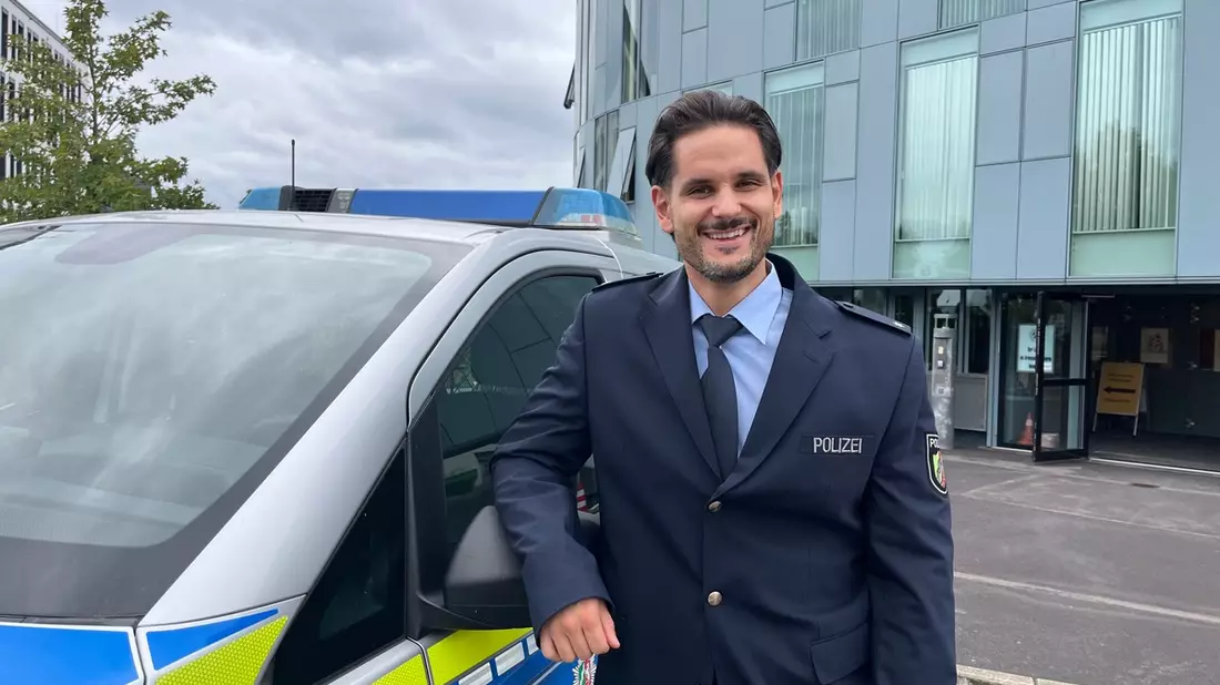 POL-ME: Neuer Kontaktbeamter für interkulturelle und religiöse Angelegenheiten: Polizeikommissar Tarik Emir übernimmt wichtige Rolle bei der Kreispolizeibehörde Mettmann - 2509087 - Bild: presseportal.de