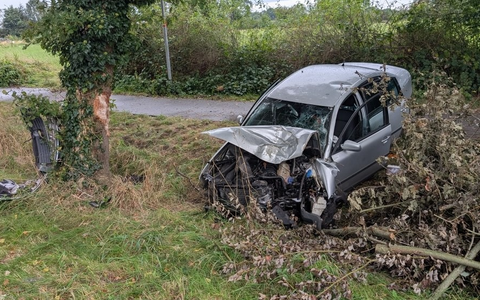 POL-CUX: Mehrere Verkehrsunfälle im gesamen Landkreis - Alkoholisierter Senior in Ringstedt nach Verkehrsunfall lebensgefährlich verletzt (Foto im Anhang) - Foto: presseportal.de
