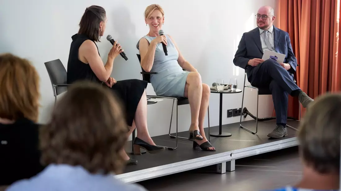 Neuer Stiftungsrat der Bundesstiftung Gleichstellung gewählt / Nach Berufung durch Stiftungsratsvorsitzende Karin Prien werden Mitglieder ihre Arbeit aufnehmen - Bild: presseportal.de