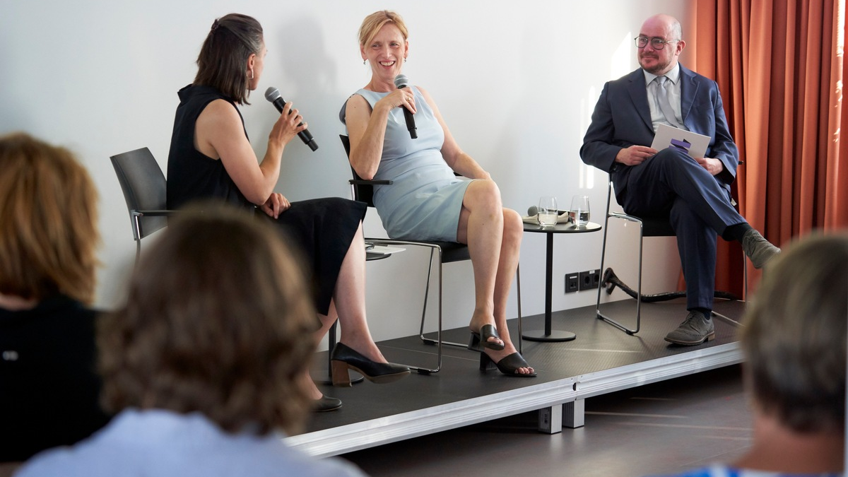 Neuer Stiftungsrat der Bundesstiftung Gleichstellung gewählt / Nach Berufung durch Stiftungsratsvorsitzende Karin Prien werden Mitglieder ihre Arbeit aufnehmen - Foto: presseportal.de