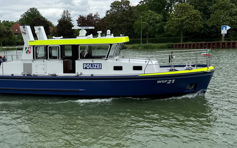 POL-K: 250919-1-K/DU/BN/D/E/KLE Schwerpunktaktion in der Binnenschifffahrt vom 22. bis 26. September - Foto: presseportal.de