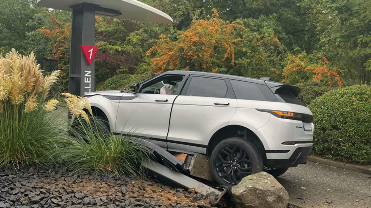 POL-HK: A 7/Walsrode: Unfälle in Baustelle; Bispingen: E-Scooter unter Drogen gefahren; Bad Fallingbostel: Unfall im Drive-In (Foto) - Foto: presseportal.de