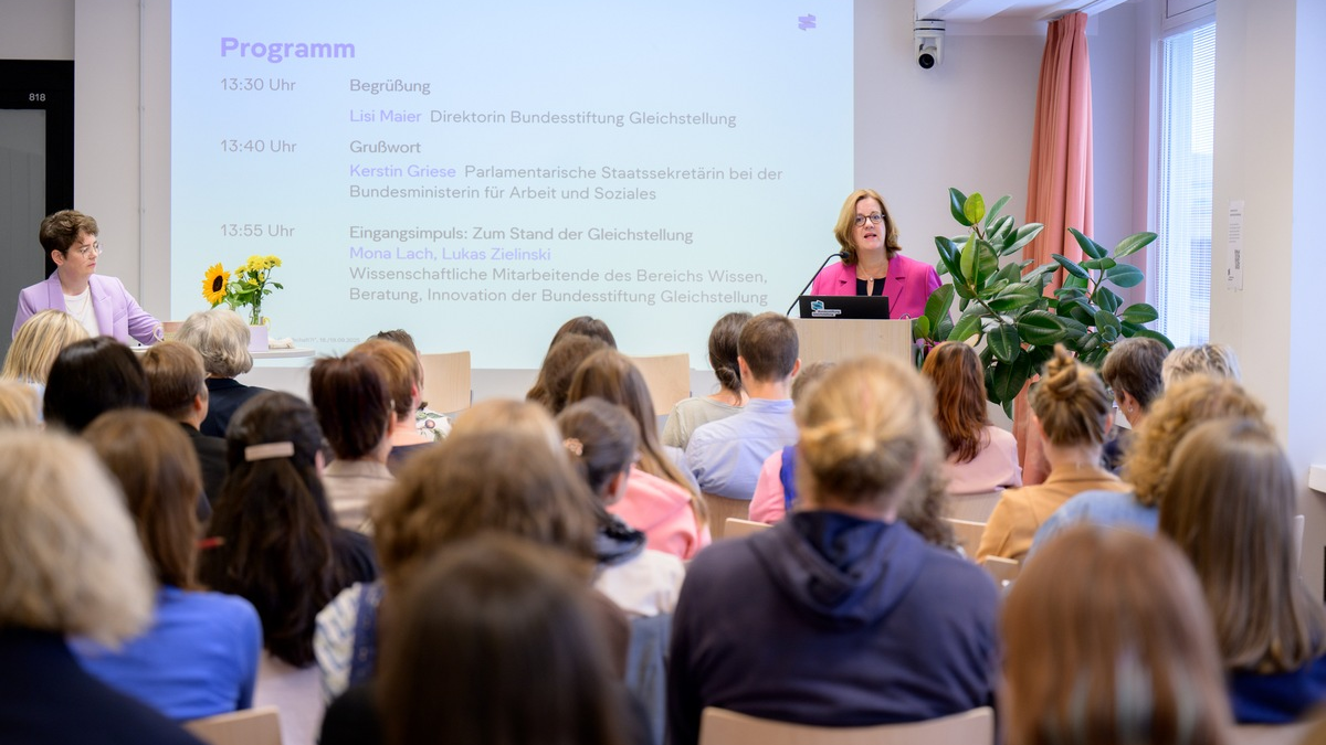 Erfolgsfaktor Gleichstellung - Strukturwandel geschlechtergerecht gestalten / Bundesstiftung Gleichstellung veranstaltet Fachtag zu gleichstellungsorientiertem Strukturwandel - Foto: presseportal.de