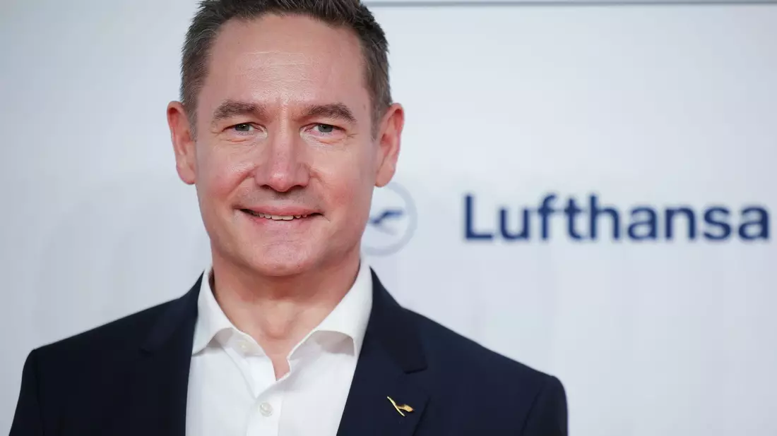 Weist die Forderungen der Piloten-Gewerkschaft VC zurück und warnt vor Eskalation: Jens Ritter, Chef der Kernmarke Lufthansa Airlines. (Archivbild)  - Bild: Christian Charisius/dpa