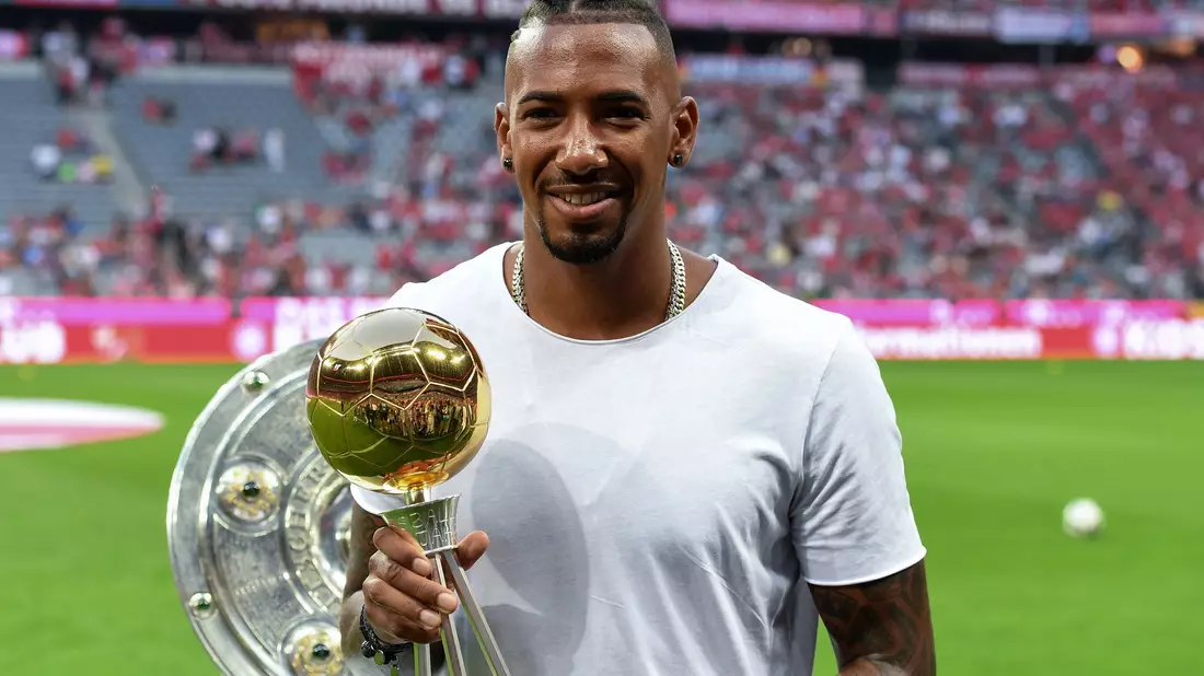Jérôme Boateng hat in seiner Karriere viele Trophäen gewonnen. - Bild: Sven Hoppe/dpa