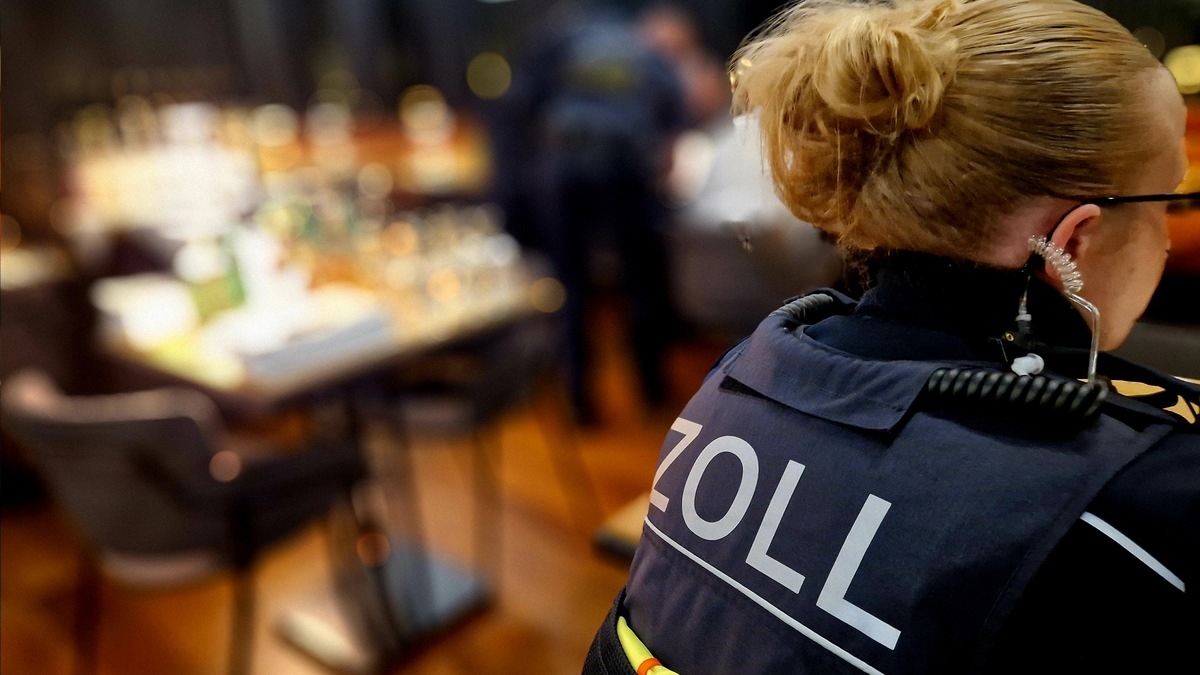 HZA-P: Potsdamer Zoll überprüft Gastronomie und Hotellerie / Bundesweite Schwerpunktprüfung gegen Schwarzarbeit - Foto: presseportal.de