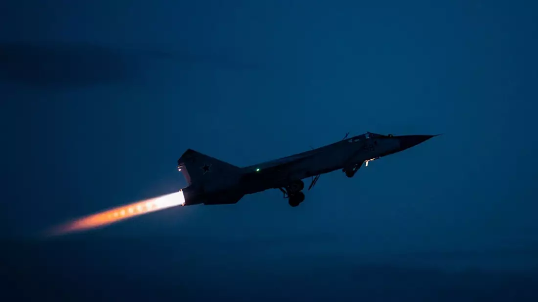 Die MiG-31 gehört zu den Standardmodellen der russischen Luftwaffe. (Archivbild) - Bild: Uncredited/Russian Defense Ministry Press Service/AP/dpa